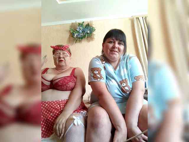 SweetLenaandNatalia webcam