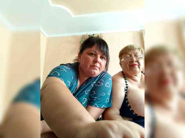 SweetLenaandNatalia webcam