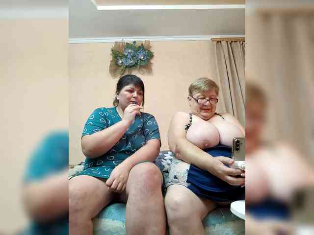 SweetLenaandNatalia webcam