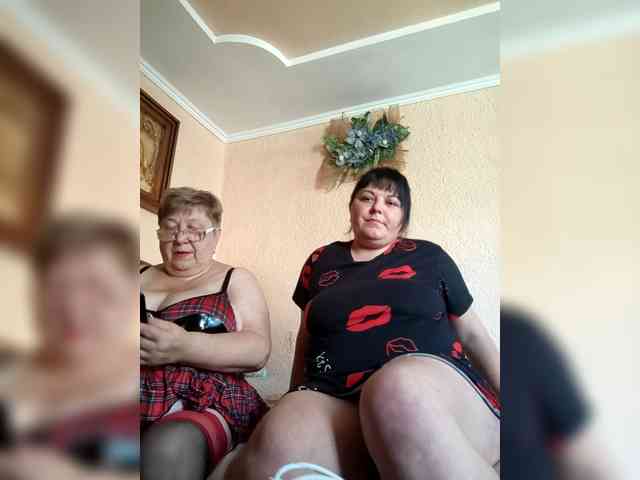 SweetLenaandNatalia webcam