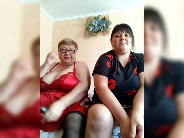 SweetLenaandNatalia webcam