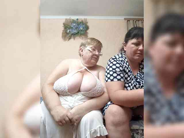 SweetLenaandNatalia webcam