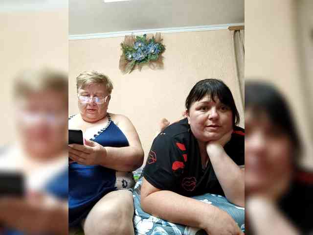 SweetLenaandNatalia webcam