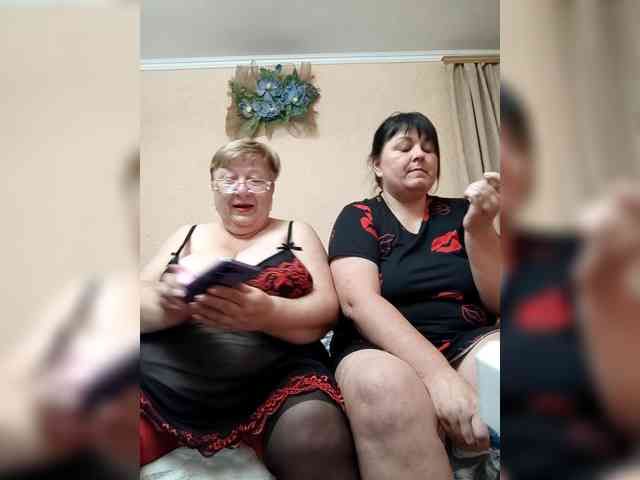 SweetLenaandNatalia webcam