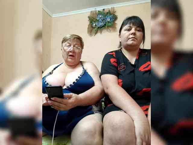SweetLenaandNatalia webcam