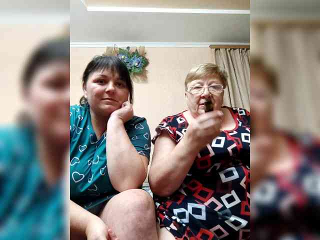 SweetLenaandNatalia webcam