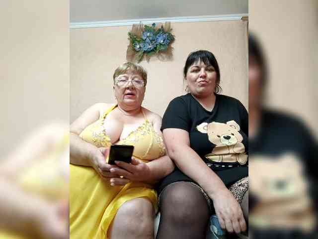 SweetLenaandNatalia webcam
