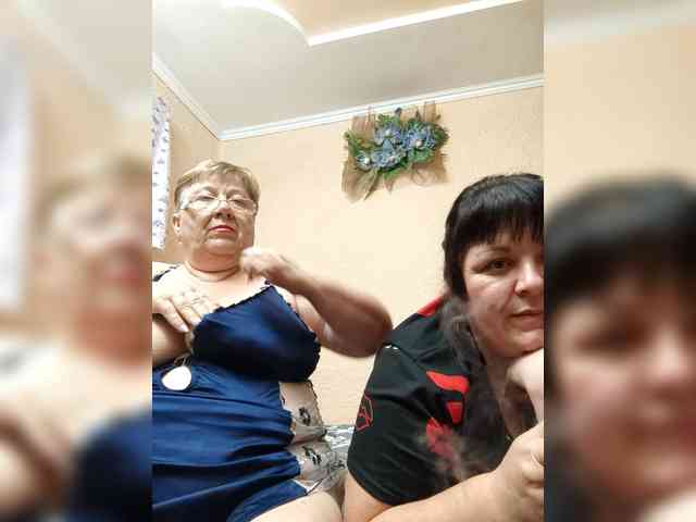 SweetLenaandNatalia webcam