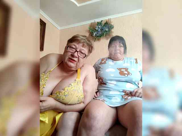SweetLenaandNatalia webcam