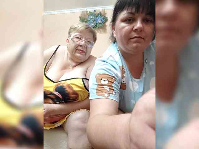 SweetLenaandNatalia webcam