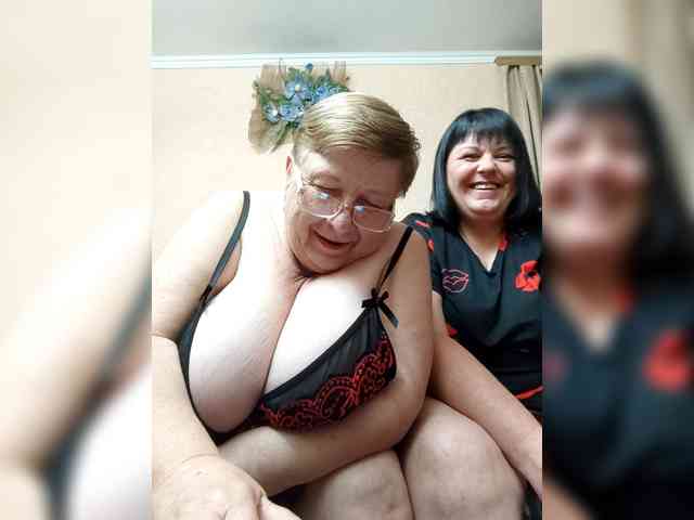 SweetLenaandNatalia webcam
