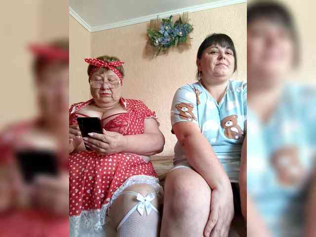 SweetLenaandNatalia