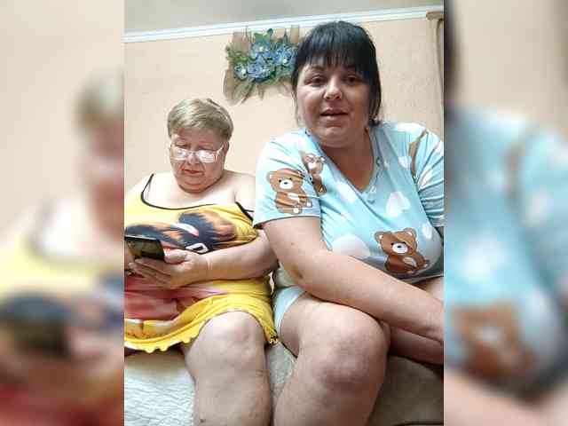 SweetLenaandNatalia webcam