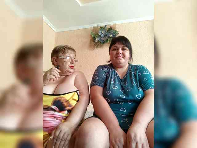 SweetLenaandNatalia webcam