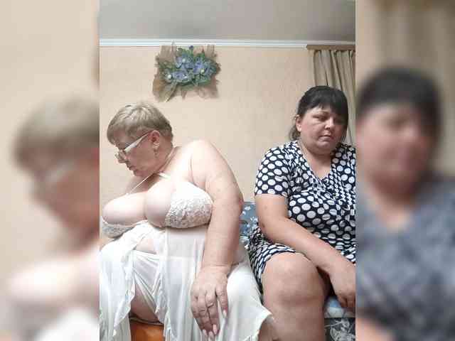 SweetLenaandNatalia webcam