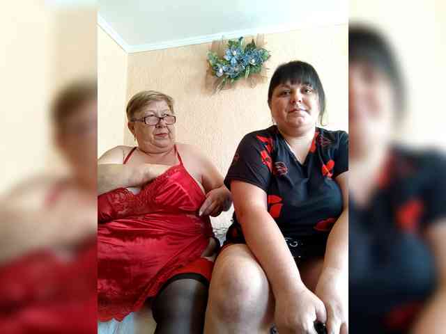 SweetLenaandNatalia webcam