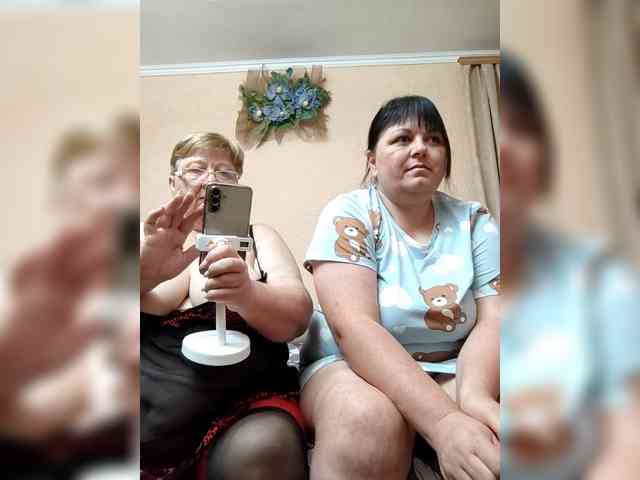 Модель: SweetLenaandNatalia