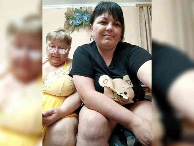 SweetLenaandNatalia webcam