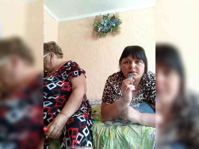 SweetLenaandNatalia webcam