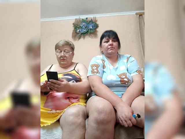 SweetLenaandNatalia