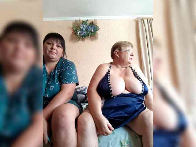 SweetLenaandNatalia webcam