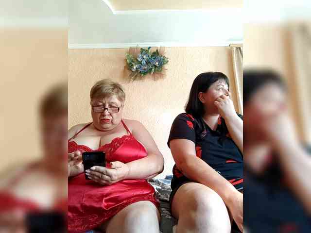 SweetLenaandNatalia