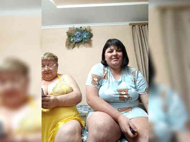 SweetLenaandNatalia webcam