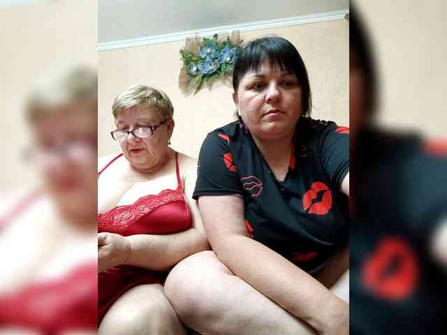 SweetLenaandNatalia webcam