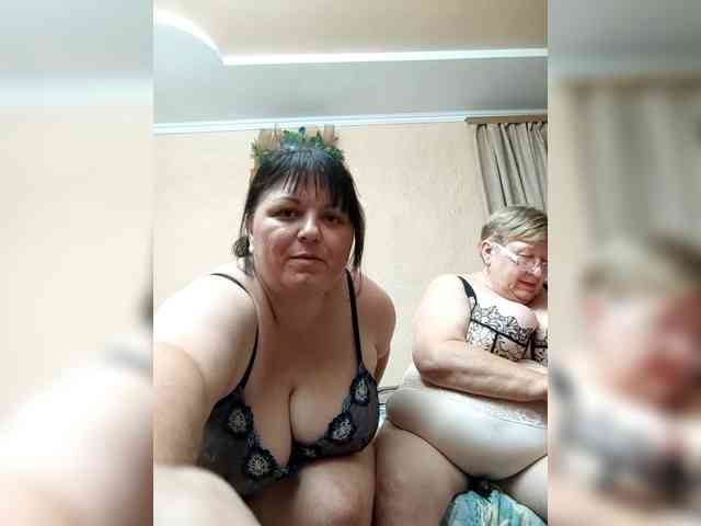 SweetLenaandNatalia webcam