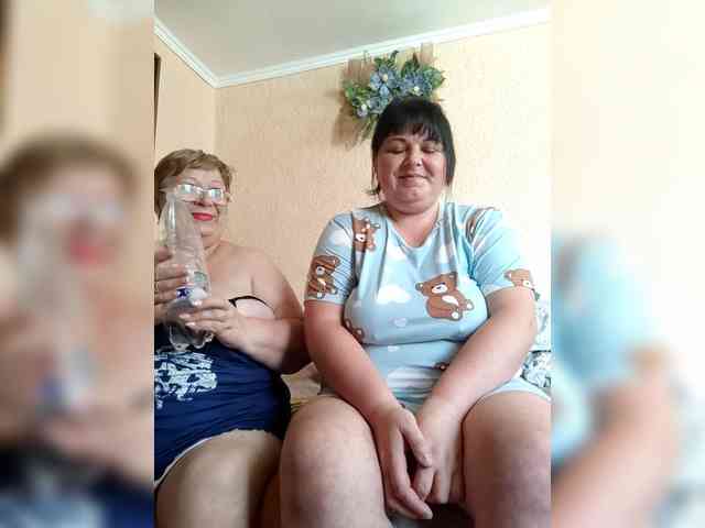 SweetLenaandNatalia webcam