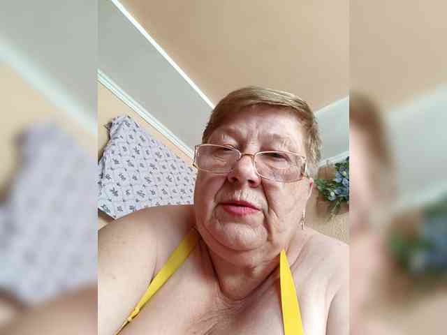 SweetLenaandNatalia webcam