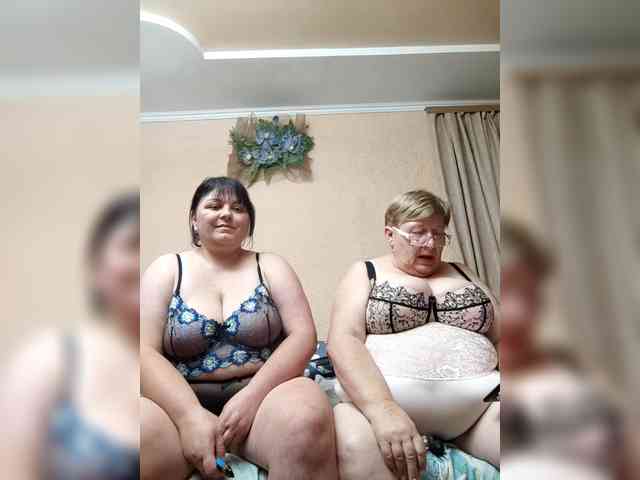 SweetLenaandNatalia webcam
