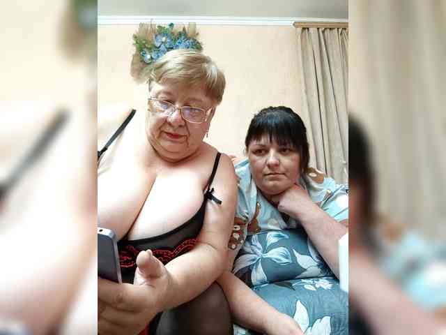 SweetLenaandNatalia