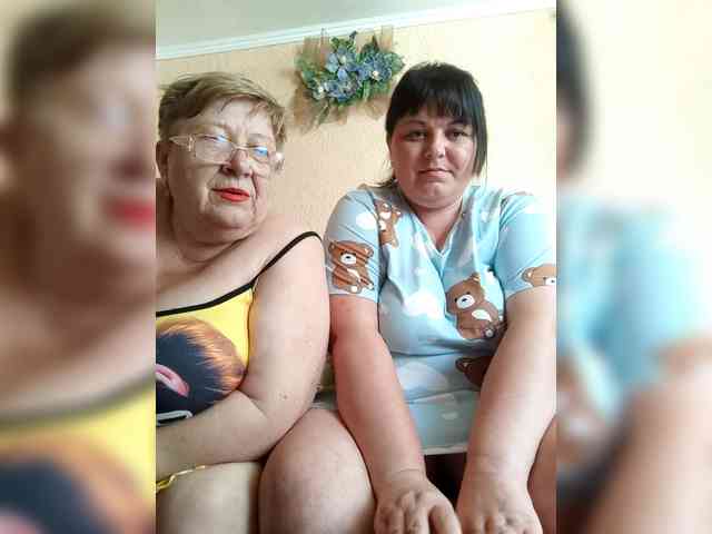 SweetLenaandNatalia webcam