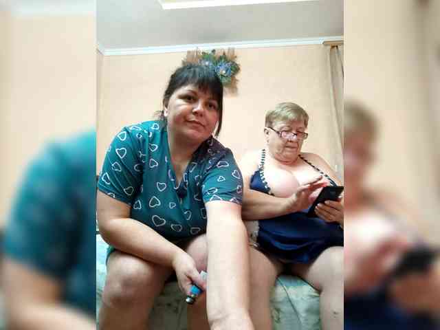 SweetLenaandNatalia webcam