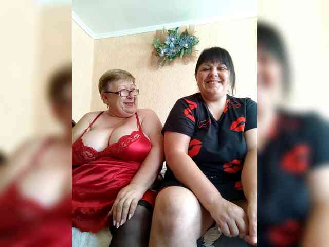 SweetLenaandNatalia webcam