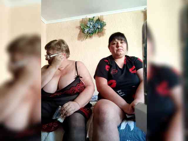 SweetLenaandNatalia webcam