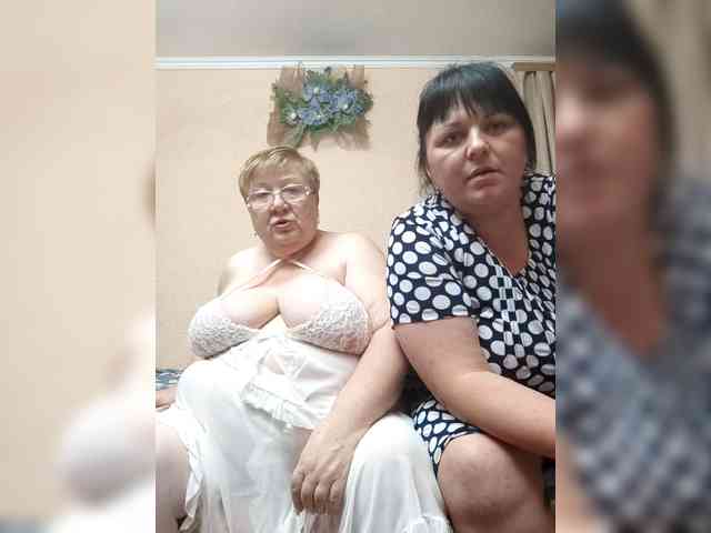 SweetLenaandNatalia webcam