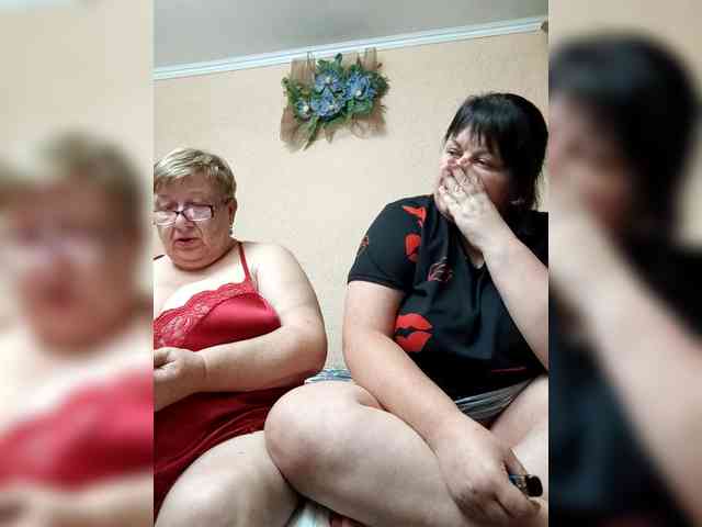 SweetLenaandNatalia webcam