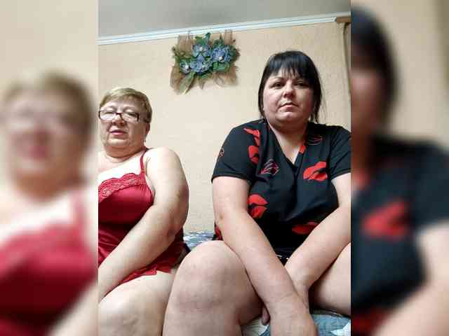 SweetLenaandNatalia webcam