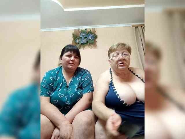 SweetLenaandNatalia webcam