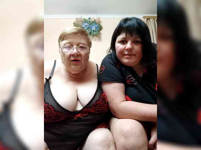 SweetLenaandNatalia webcam