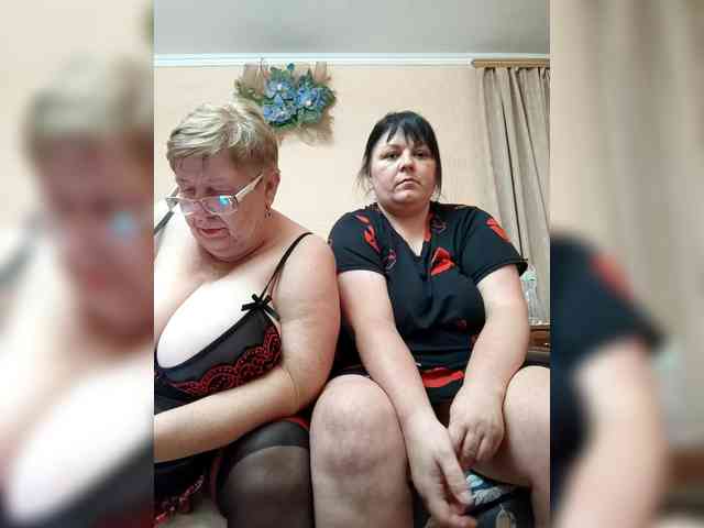 SweetLenaandNatalia webcam