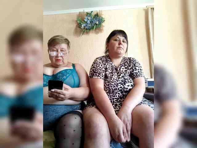 SweetLenaandNatalia webcam