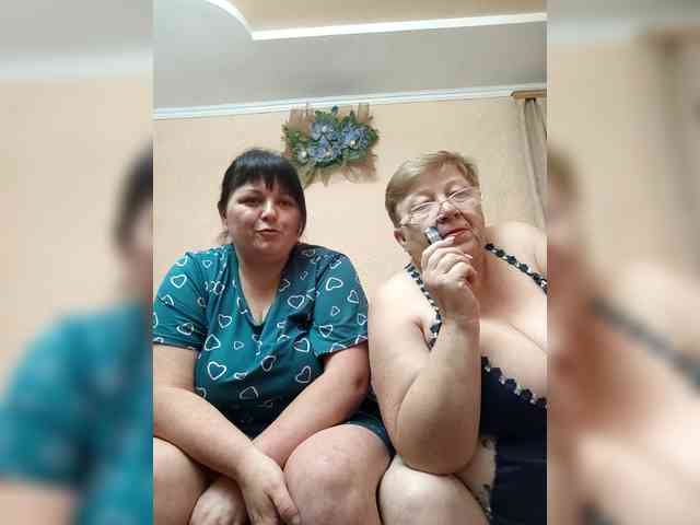 SweetLenaandNatalia webcam