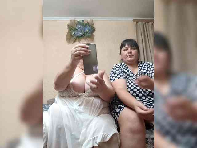 SweetLenaandNatalia webcam