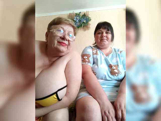 SweetLenaandNatalia webcam