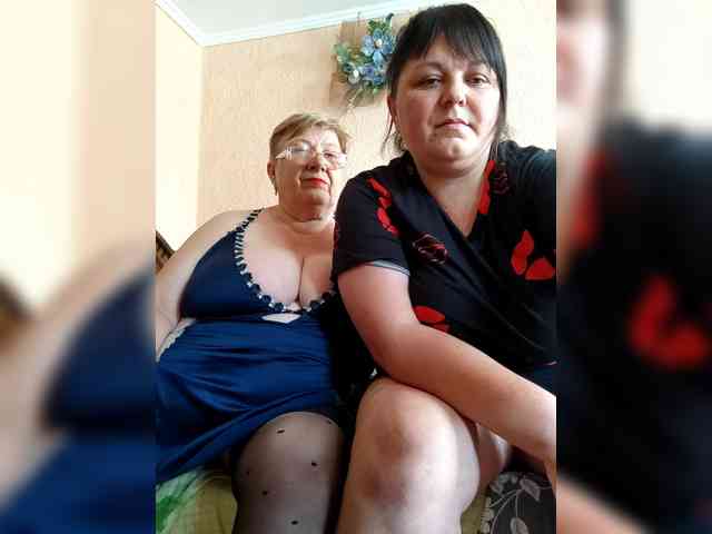 SweetLenaandNatalia webcam
