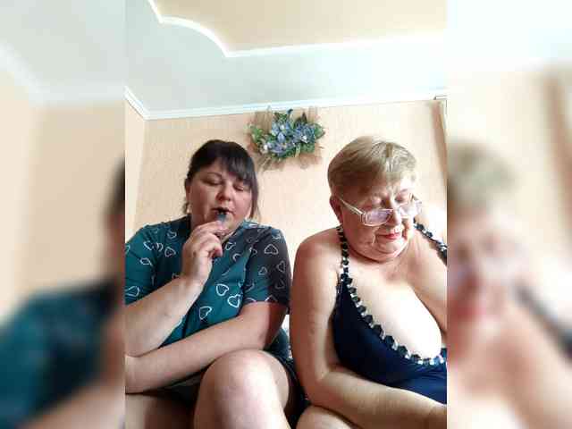 Модель: SweetLenaandNatalia