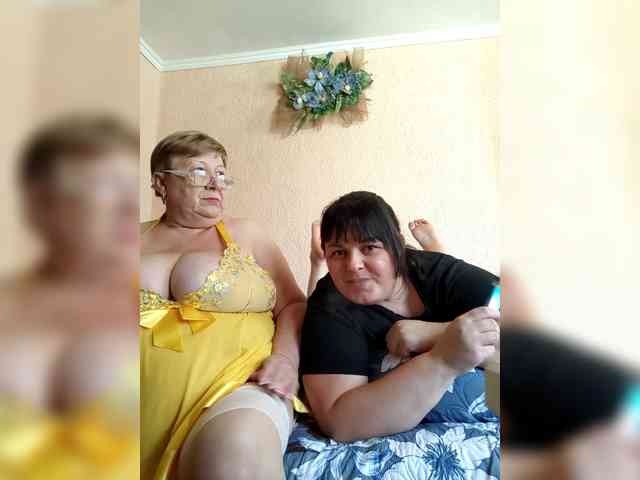 SweetLenaandNatalia webcam